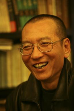 Liu Xiaobo, Chinese Dissident and Nobel Prize Winner, Dies