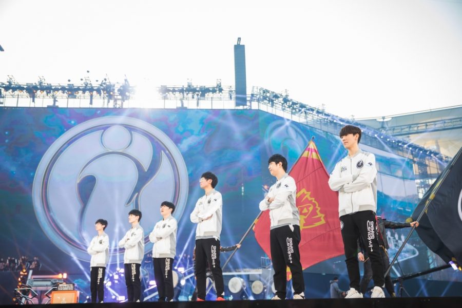 The League of Legends World Stage (src: lolesports.com)