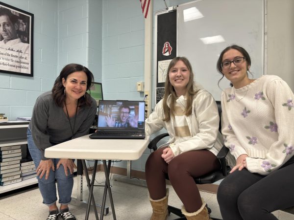 Poet Speaks in Ward Melville AP English Literature Class